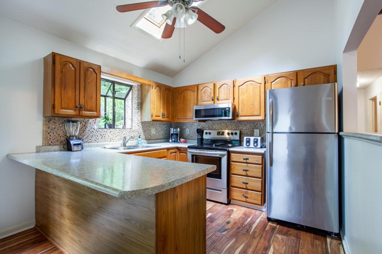 Little Cub Cottage - Mtn Views & Community Pools Gatlinburg Luaran gambar
