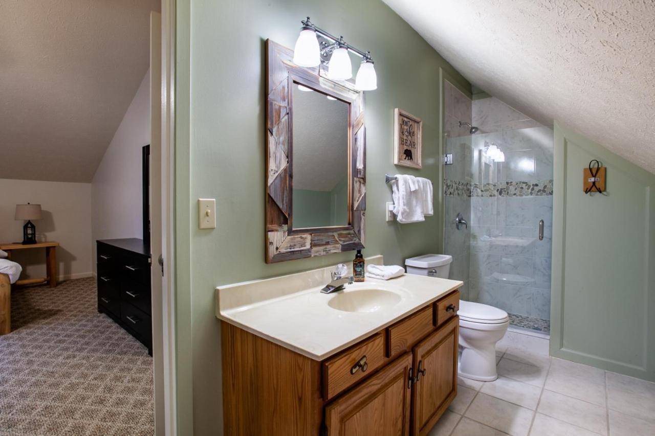 Little Cub Cottage - Mtn Views & Community Pools Gatlinburg Luaran gambar